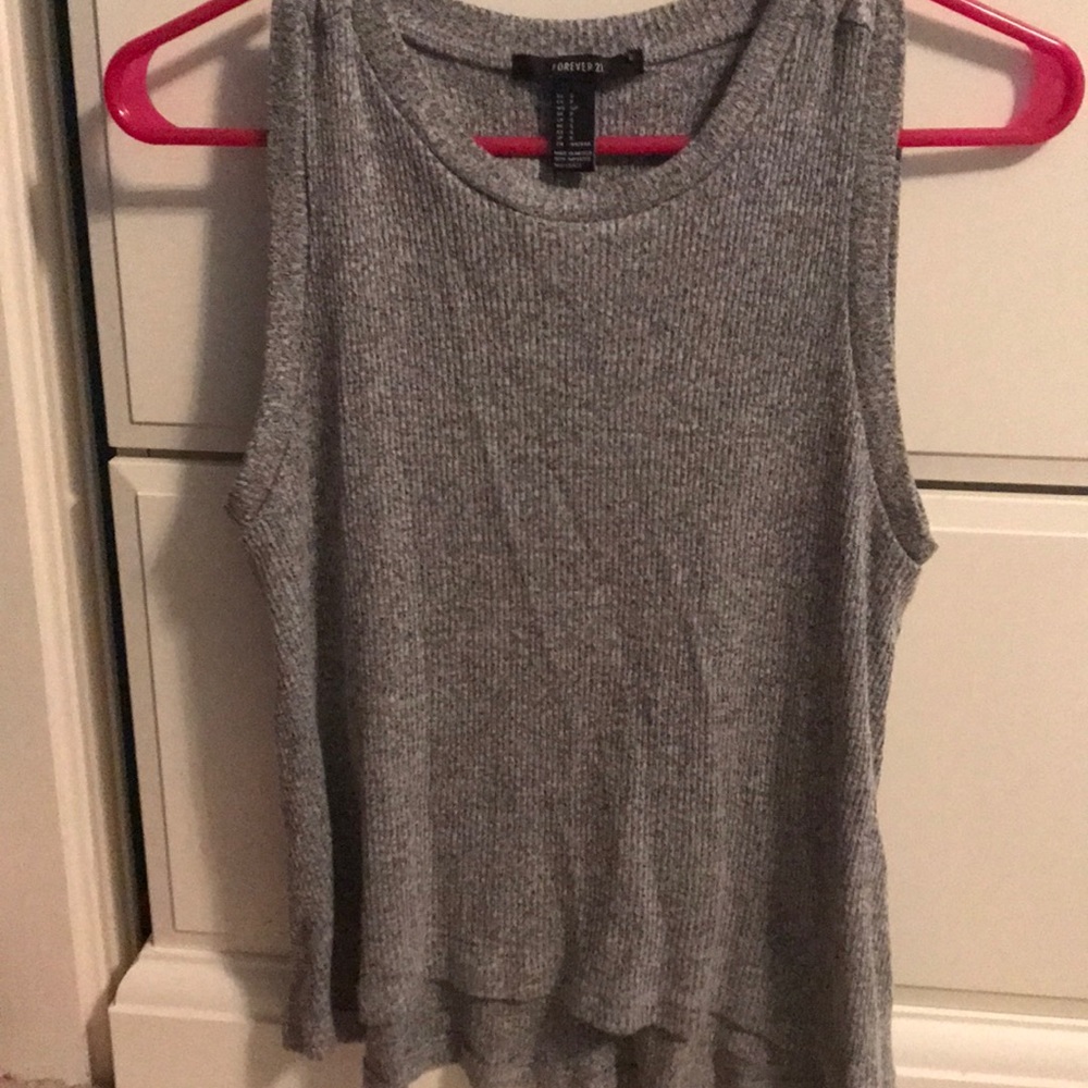 grey sleeveless top